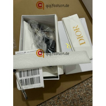 How to order from qiqiyg.com official WhatsApp:+8618120605182 QIQIYG-02