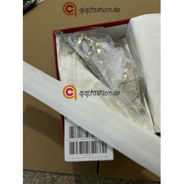 How to order from qiqiyg.com official WhatsApp:+8618120605182 QIQIYG-86