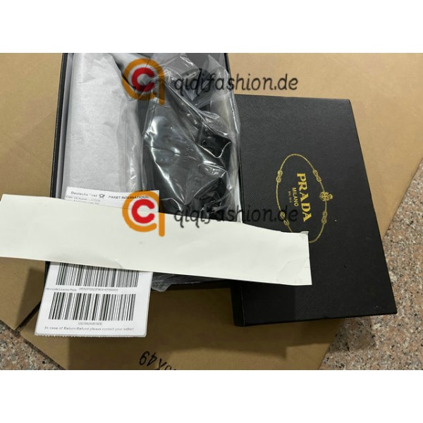 How to order from qiqiyg.com official WhatsApp:+8618120605182 QIQIYG-144