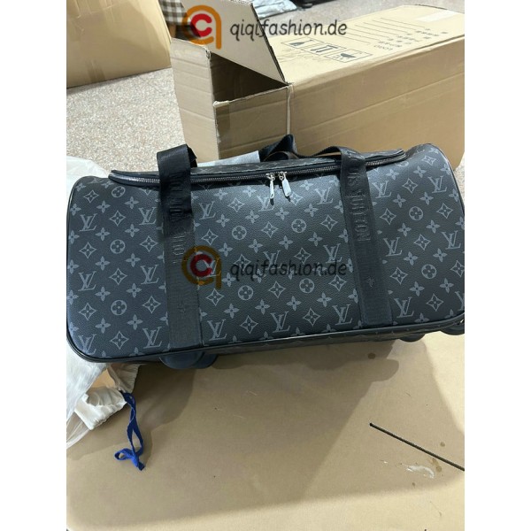 How to order from qiqiyg.com official WhatsApp:+8618120605182 QIQIYG-186